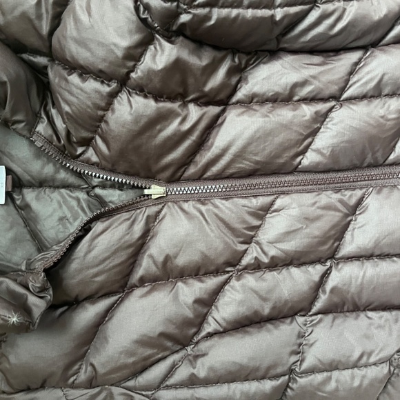 Patagonia 3-in-1 Parka - Chocolate Brown (XS) - Picture 6 of 7